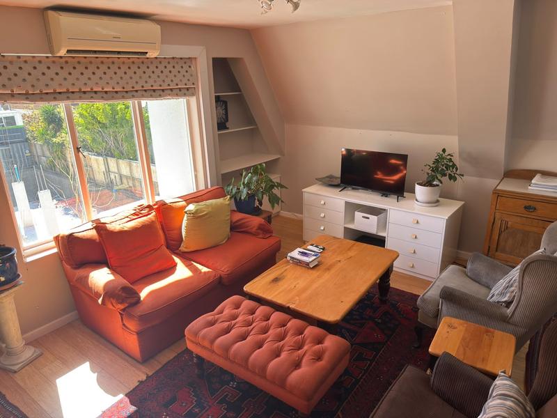 To Let 1 Bedroom Property for Rent in Sea Point Western Cape